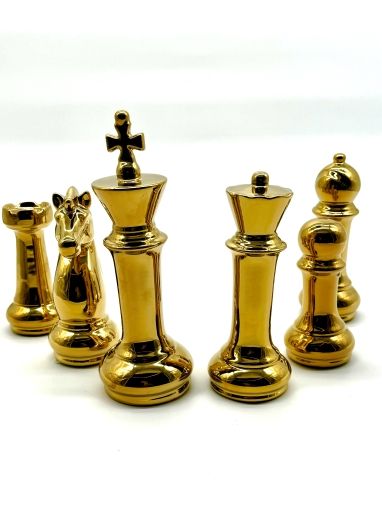 Керамични Декоративни Шахматни Фигури - Изящество и Стил за Шахматните Любители